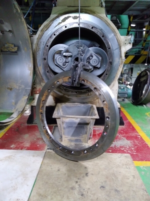 Gia Công Chế Tạo Ốp Khuôn Cho Máy Cám